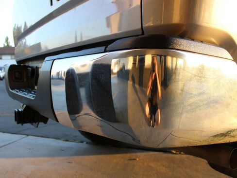 Used 2016 Toyota Tundra SR5 image 12