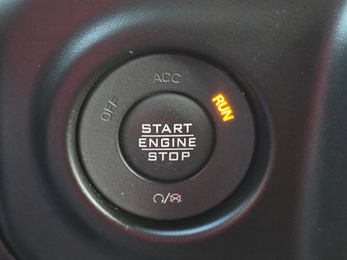 Used 2021 Jeep Wrangler Unlimited Rubicon w/ Dual Top Group AWD/4WD image 24