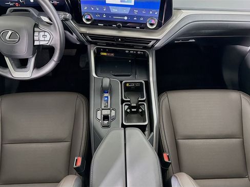 Certified 2026 Lexus TX 350 FWD w/ Technology Package image 16