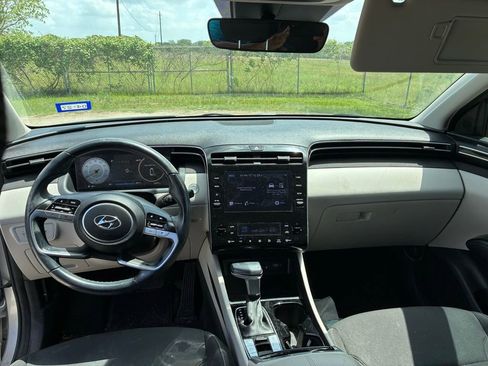Used 2022 Hyundai Tucson SEL w/ Convenience Package image 3