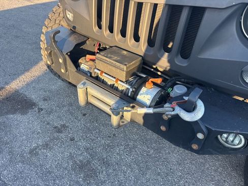 Used 2014 Jeep Wrangler Sport w/ Quick Order Package 23S image 13