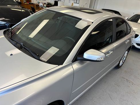 Used 2010 Volvo S40 2.4i FWD image 3