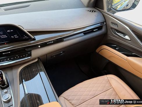 Used 2024 Cadillac Escalade Sport w/ Touring Package AWD/4WD image 30