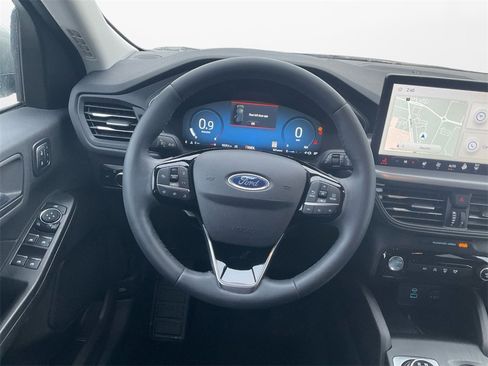 Used 2023 Ford Escape Active w/ Tech Pack #2 image 12