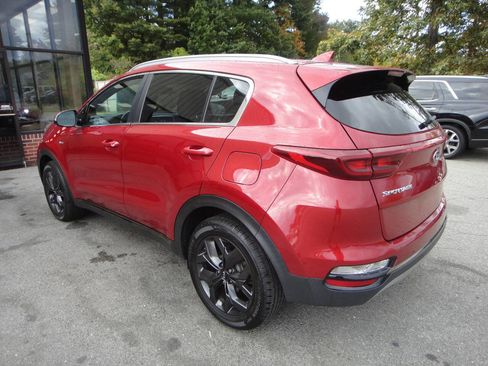 Used 2020 Kia Sportage S image 4