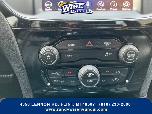 Used 2019 Chrysler 300 S AWD/4WD image 25