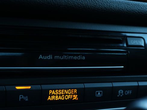 Used 2015 Audi A6 3.0T Prestige w/ Prestige Package image 35