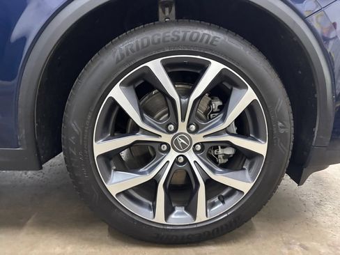 Certified 2024 Acura MDX SH-AWD w/ Technology Package image 36