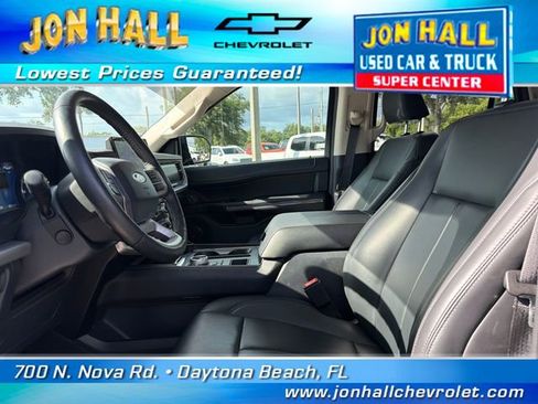 Used 2024 Ford Expedition XLT RWD image 17