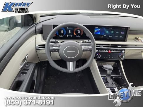 New 2026 Hyundai Tucson SEL image 12