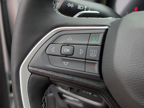 New 2026 Jeep Grand Cherokee L Laredo RWD image 30