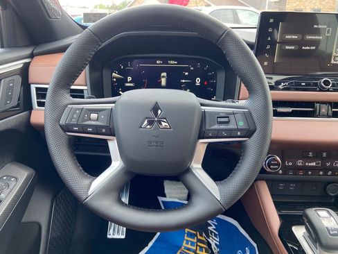 New 2026 Mitsubishi Outlander SEL AWD/4WD image 24