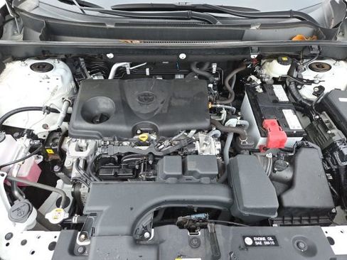 Used 2022 Toyota RAV4 LE image 26