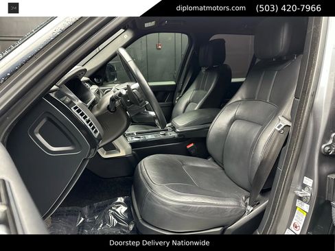 Used 2019 Land Rover Range Rover Supercharged image 18