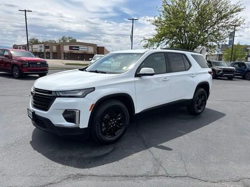 Used 2023 Chevrolet Traverse LT w/ Midnight/Sport Edition AWD/4WD image 3
