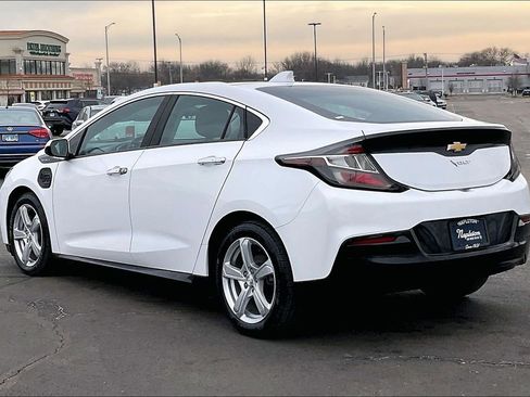 Used 2018 Chevrolet Volt LT image 13