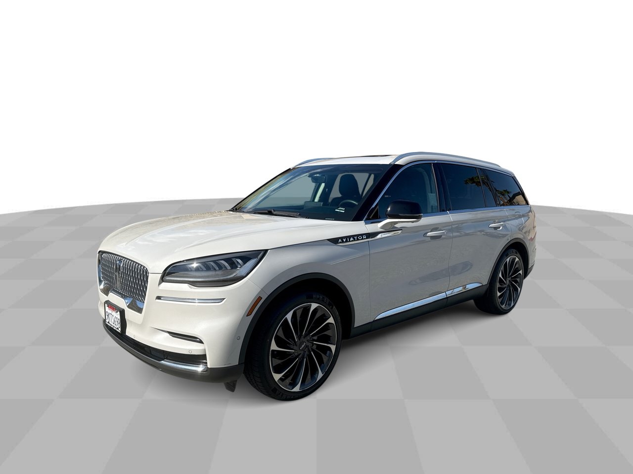 Used 2024 Lincoln Aviator Reserve w/ Equipment Group 201A RWD image 4