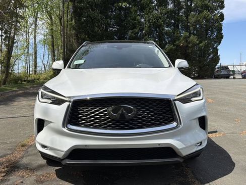 Certified 2024 INFINITI QX50 Sensory image 2