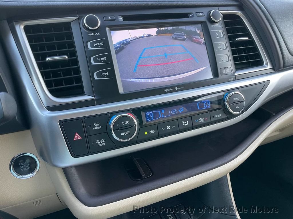 Used 2015 Toyota Highlander XLE AWD/4WD image 22