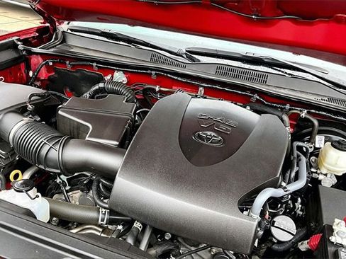 Used 2023 Toyota Tacoma SR5 image 34