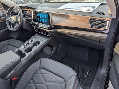 New 2026 Volkswagen Atlas SE image 29