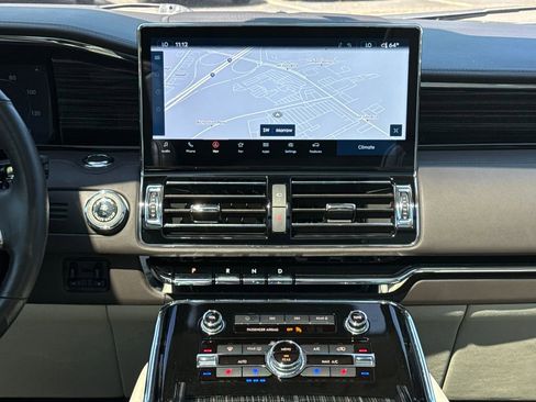 Used 2024 Lincoln Navigator L Black Label image 20