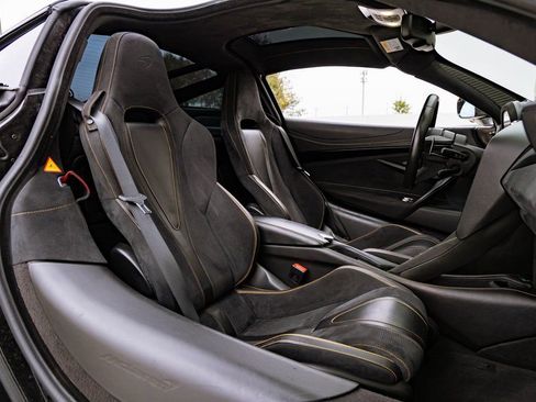 Used 2019 McLaren 720S Performance image 24