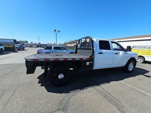 Used 2024 RAM 2500 Tradesman w/ Chrome Appearance Group AWD/4WD image 3