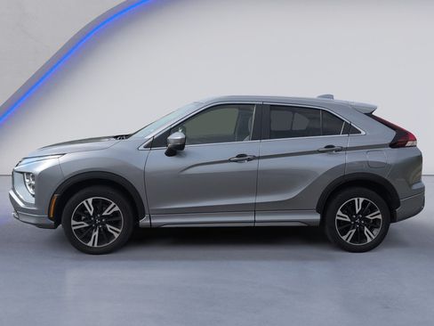 Used 2024 Mitsubishi Eclipse Cross SE AWD/4WD image 3
