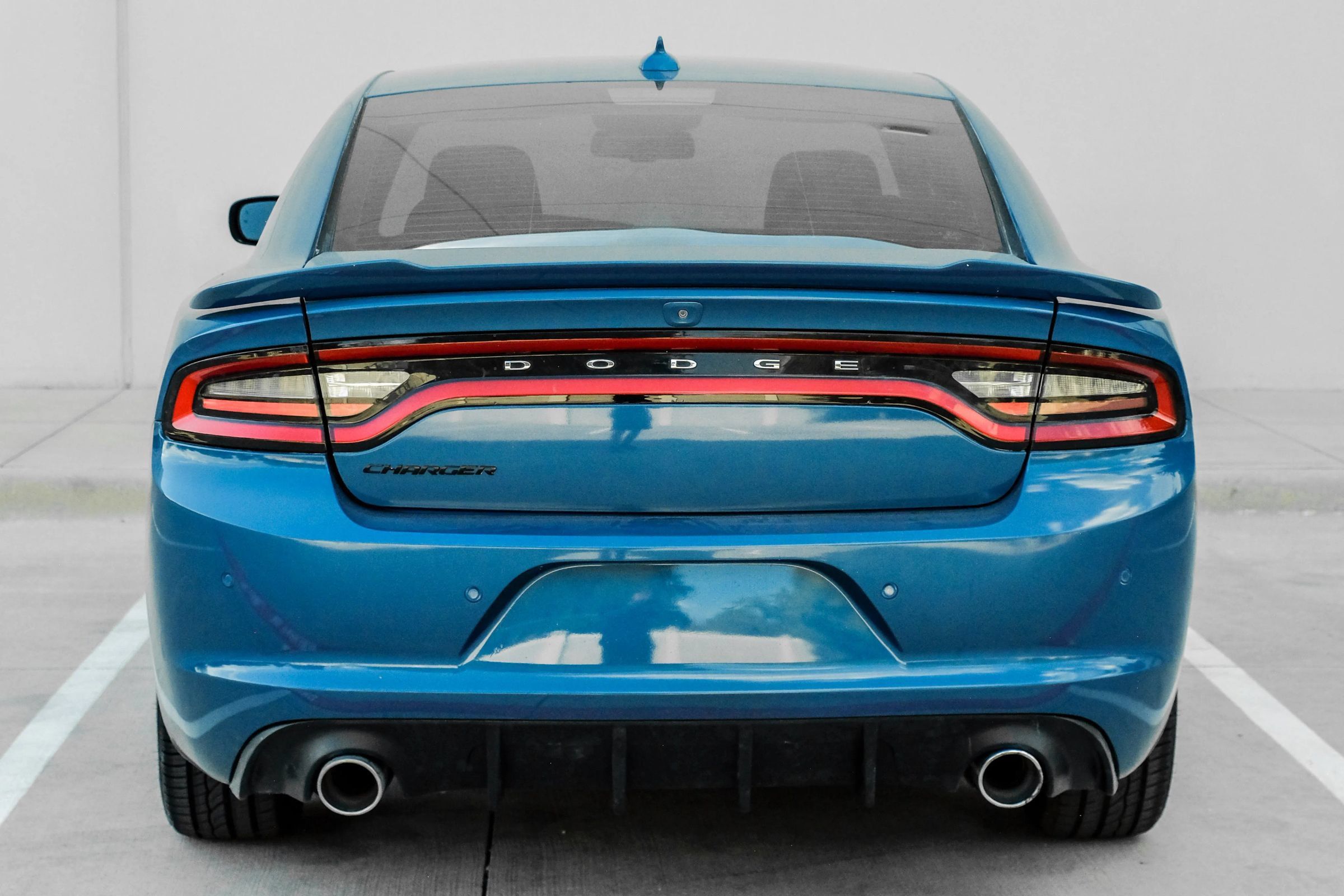 Used 2022 Dodge Charger R/T w/ Driver Convenience Group RWD image 8