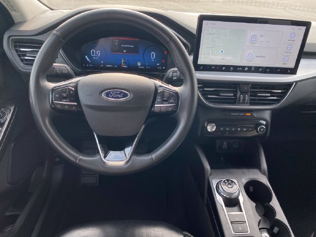 Used 2024 Ford Escape Platinum AWD/4WD image 7