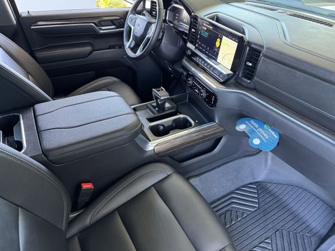 Certified 2025 Chevrolet Silverado 1500 LT Trail Boss w/ Convenience Package II AWD/4WD image 21