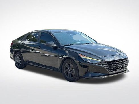 Used 2021 Hyundai Elantra SEL FWD image 9