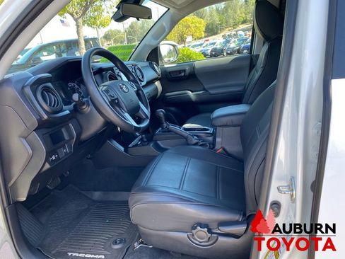 Used 2019 Toyota Tacoma SR w/ SR Convenience Package RWD image 30