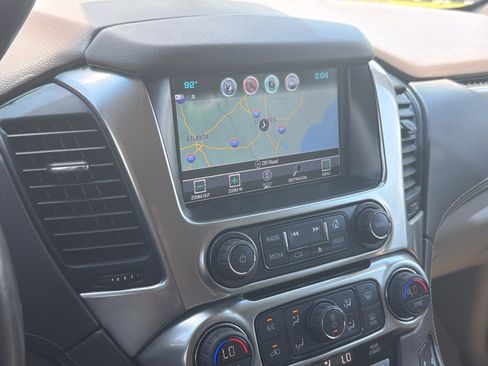 Used 2019 Chevrolet Tahoe LT RWD image 24