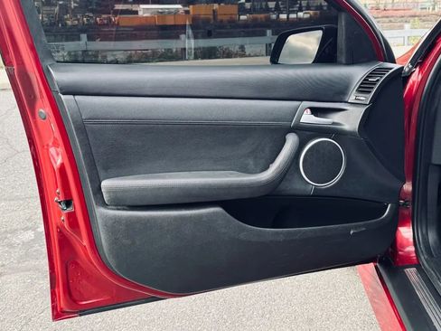 Used 2009 Pontiac G8 GT w/ Premium Package image 7