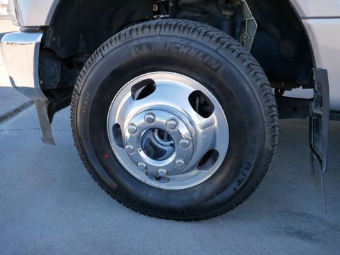 Used 2022 Ford F350 Lariat w/ Lariat Ultimate Package image 8