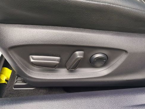 Certified 2022 Toyota Camry SE image 19