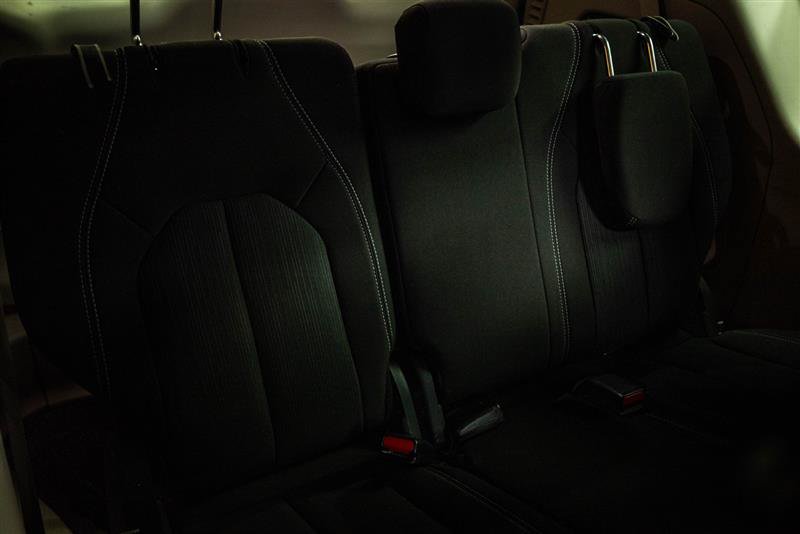 Used 2023 Chrysler Voyager LX FWD image 11