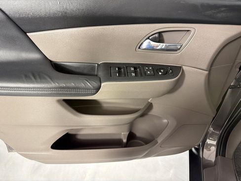 Used 2016 Honda Odyssey EX-L image 9