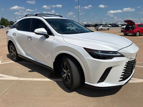 Used 2024 Lexus RX 350 Premium w/ Accessory Package (A2) FWD image 4