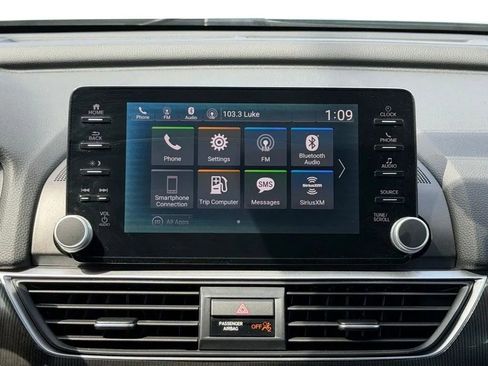 Used 2018 Honda Accord Sport image 21