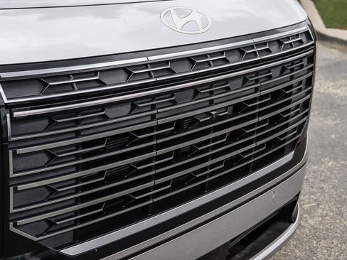 New 2026 Hyundai Palisade Calligraphy FWD image 5