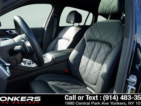 Used 2024 BMW X6 xDrive40i w/ Premium Package image 49