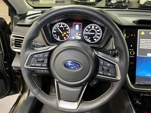 Used 2025 Subaru Outback Touring XT AWD/4WD image 30