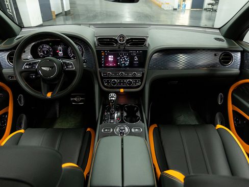 Used 2026 Bentley Bentayga Speed image 45