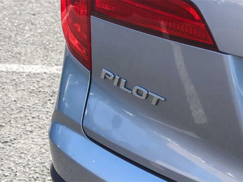 Used 2017 Honda Pilot Elite image 50