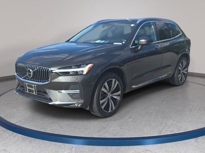 Used 2022 Volvo XC60 B6 Inscription w/ Climate Package