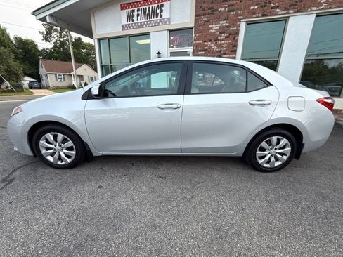 Used 2014 Toyota Corolla LE FWD image 8