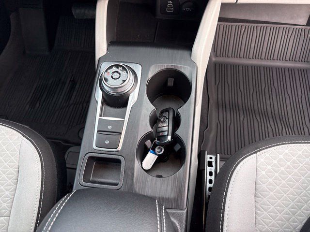 Used 2024 Ford Escape Active w/ Tech Pack #1 AWD/4WD image 8